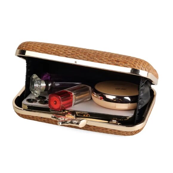 Elegant Woven Clutch/Handbag/Crossbody - Picture 8 of 10